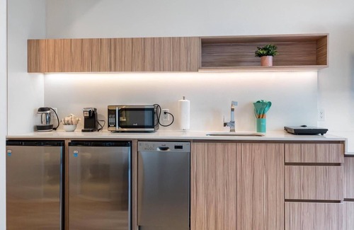 East Little Havana Apartment | Pastel | Garden Studio, Roof Deck, Near Downtown