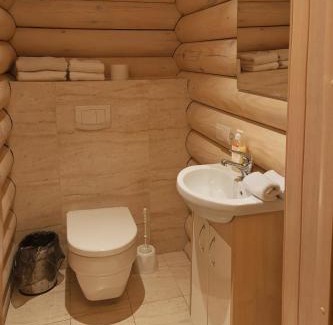 Klavdiyevo-Tarasove Resort | Pastoral wooden hauses