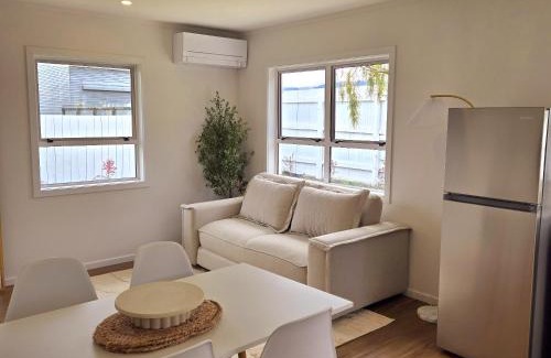 Riwaka Bed & Breakfast | Pasture Views Cottage