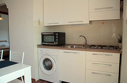 Lido di Pomposa Apartment | Pasubio 1 - Three-room apartment with air conditioning near the sea.