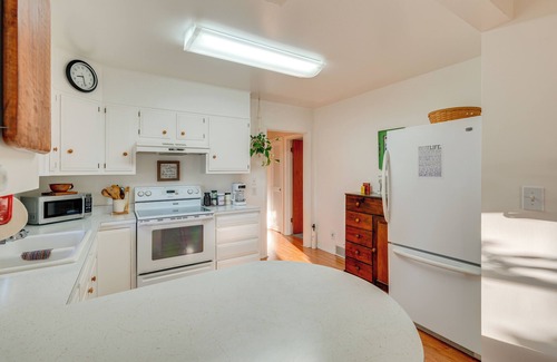 Conrad Cottage | Patio, Grill & Outdoor Dining: Conrad Home!