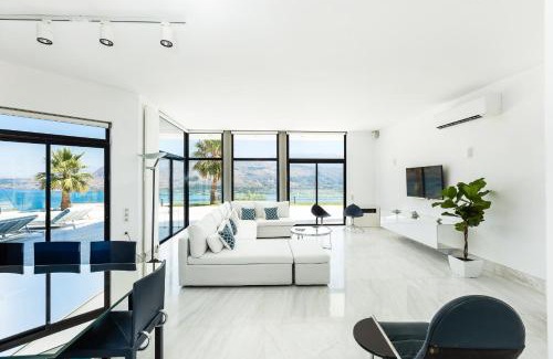 Pitharion Villa | Paul's Mansion