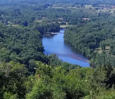 Gintrac House | PAULAGITE de 2 à 4 pers, vue sur la Dordogne, proche de Padirac et Rocamadour