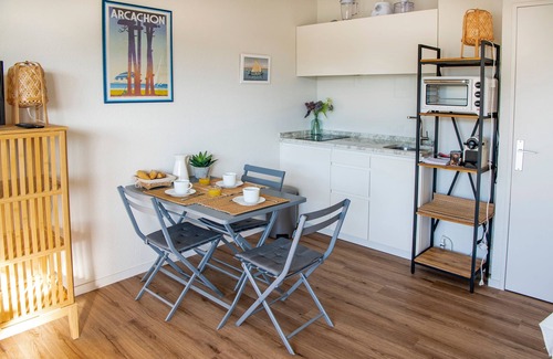 Le Moulleau Apartment | Pause Moulleau - terrasse et parking coeur Moulleau