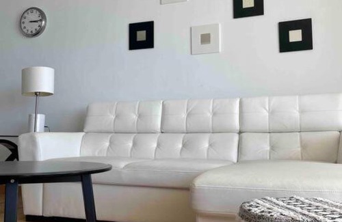 Mid Beach Apartment | Pavilion - Best ocean sunrise-Miami Beach
