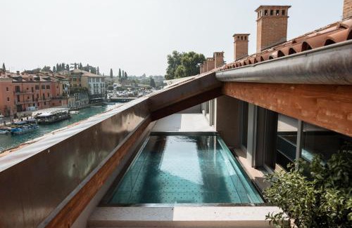 Peschiera del Garda City Centre Apartment | Pavillon Apartments