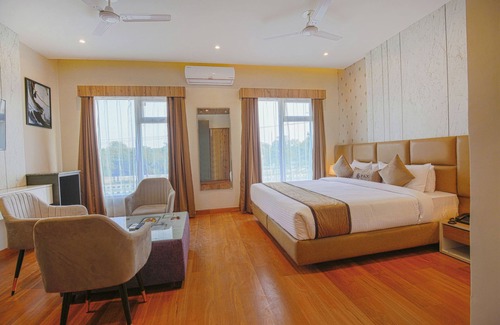 Zirakpur Hotel | Pax Hotel AK Continental
