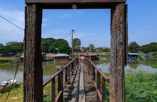 Uthai Thani Hotel | Payamai