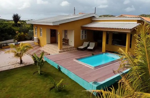 Curacao Villa | Peace and Freedom Villa