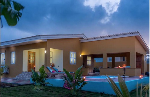 Curacao Villa | Peace and Freedom Villa