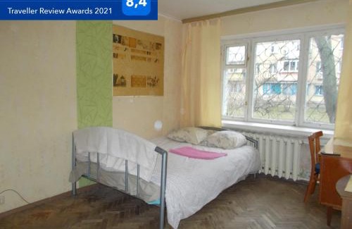 Dniprovs'kyi District Apartment | Peace avenue