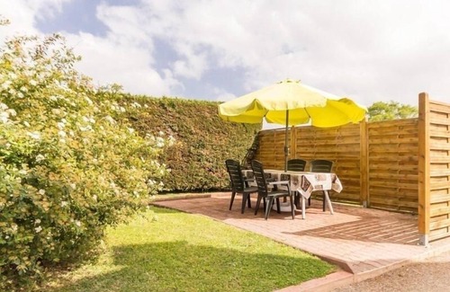 Saint-Hilaire-de-Chaleons Cottage | Peaceful Getaway Between Pornic and Nantes, Family Friendly, Wi-Fi, Near Beach and Village