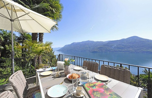 Brissago House | Peace over the lake - Room 1, Brissago, Switzerland