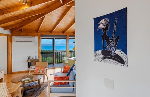 Dolphin Sands House | Peace & Plenty