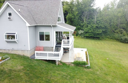 Naples House | Peace Pond Acres in the heart of the Finger Lakes