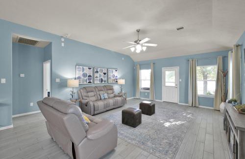 Conroe Villa | Peace, serenity and relaxation on the lake