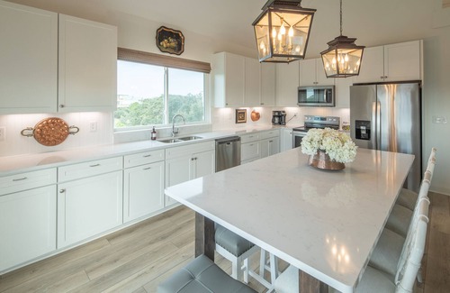 Surf Side Shores House | Peace To You : Vacation Rental Home