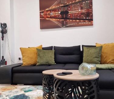 Watford Apartment | Peaceful 1- Bedroom Apartment