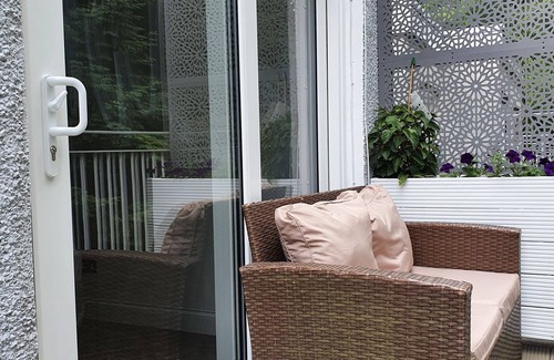 Blanefield Apartment | Peaceful 3 bedroom flat with large private balcony by West Highland Way