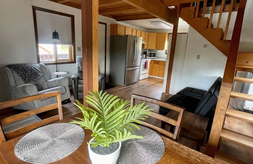 Kalifornsky Cabin | Peaceful Acres Cabin 2 - Eagle's Nest