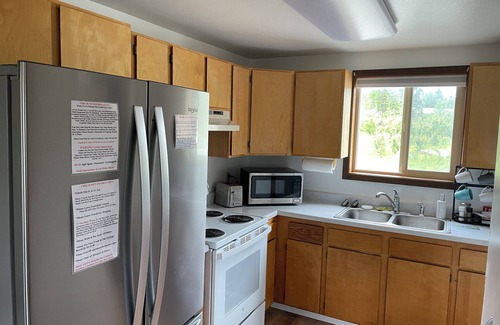Kalifornsky Cabin | Peaceful Acres Cabin 2 - Eagle's Nest