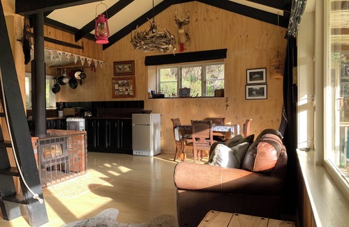 Tora Cabin | Peaceful and cosy off-grid nature hideaway, South Wairarapa
