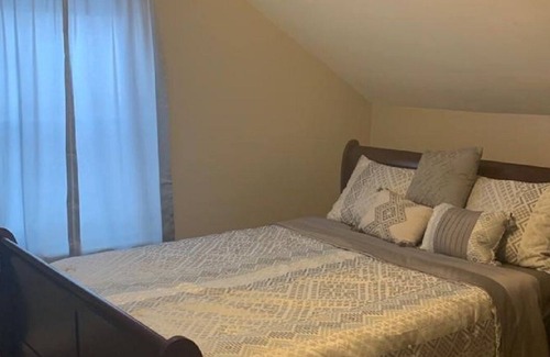 North Canton House | Peaceful and Family-friendly