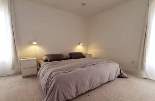 Lincoln House | Peaceful and modern home