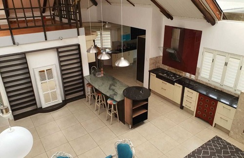 Port Elizabeth Villa | Peaceful and relaxing getaway in Schoenmakerskop! Endless Sea views!