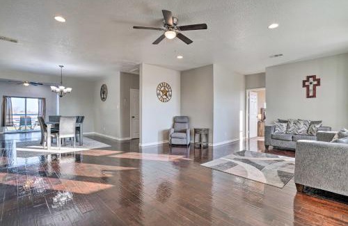 Atascosa House | Peaceful Atascosa Home with Balcony and Deck!