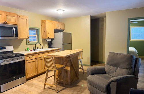 Daisy Cabin | Peaceful cabin <1 mile from Daisy State Park + Private Access to Bear Creek Trail