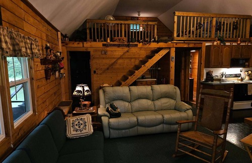 Farrandsville Cabin | Peaceful cabin in tranquil, private woodland