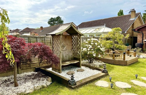 Hoddesdon House | Peaceful,captivating Home With Idylic Surroundings