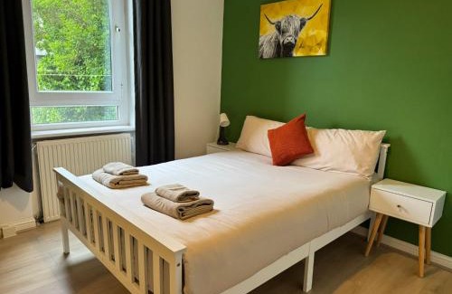 Leith Apartment | Peaceful City Centre Retreat at Great location and Easy Access