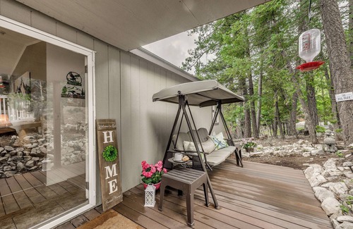 Cloudcroft Cottage | Peaceful Cloudcroft Vacation Rental: Walk to Shops