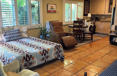 Caballo Hills Cottage | Peaceful cottage in Oakland hills with WiFi access