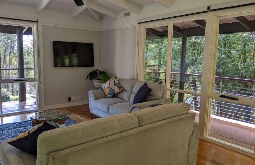 Cockatoo House | Peaceful country home in a middle of a rainforest