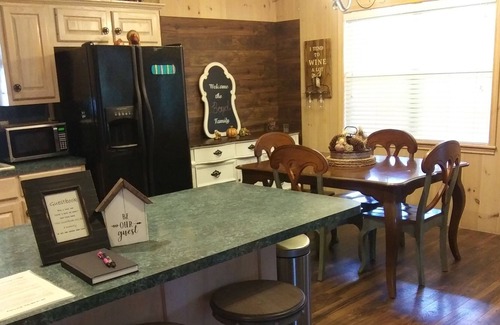 Gilmer Cabin | Peaceful Countryside Cottage Getaway