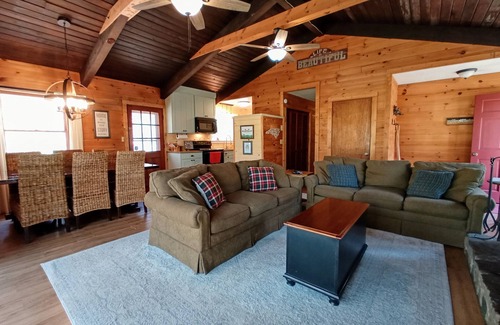 Andrews Cabin | Peaceful family retreat near the Nantahala Outdoor Center