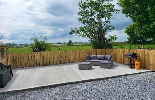 Castleblakeney House | Peaceful Farm Cottage in Menlough near Mountbellew, Ballinasloe, Athlone & Galway