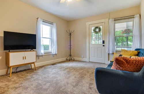 Franklin House | Peaceful Franklin Cottage about 1 Mi to Downtown!