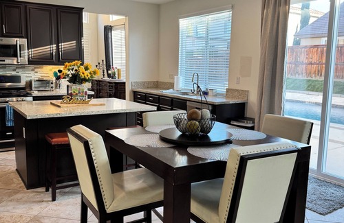 San Jacinto House | Peaceful Home Away!