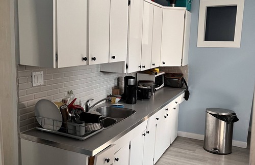 Winnipeg House | Peaceful Home. Close to Shopping Centre, Hospital and Airport