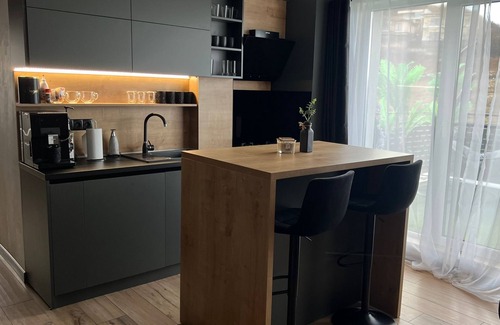 Floresti Apartment | Peaceful neighborhood, fresh air, your urban sanctuary.
