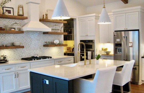 Newberry House | Peaceful Oasis in Town of Tioga, 4 Bed/2.5 Bath with Fully Fenced Garden