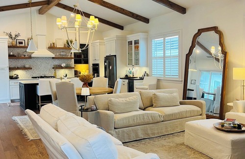 Newberry House | Peaceful Oasis in Town of Tioga, 4 Bed/2.5 Bath with Fully Fenced Garden