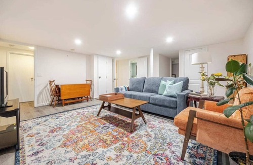 Heathcote House | Peaceful Palette: 35 mins to NYC