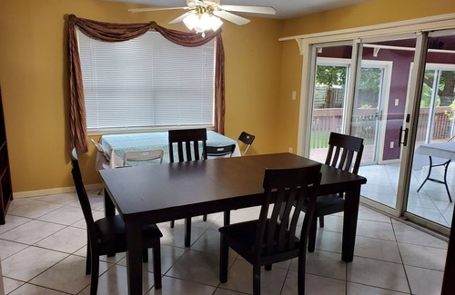 Bordentown House | Peaceful private 4 Bedroom Residential Home with serenity park like setting