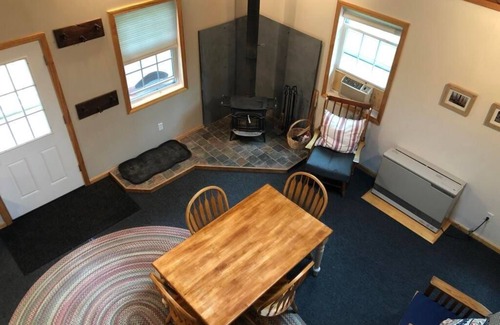 Kingfield House | Peaceful - Private - Paradise! The Sugar Shack