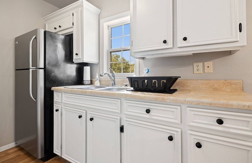 Fayetteville Apartment | Peaceful & Quiet In Country Setting Only 10 Miles From The Hustle And Bustle Fun